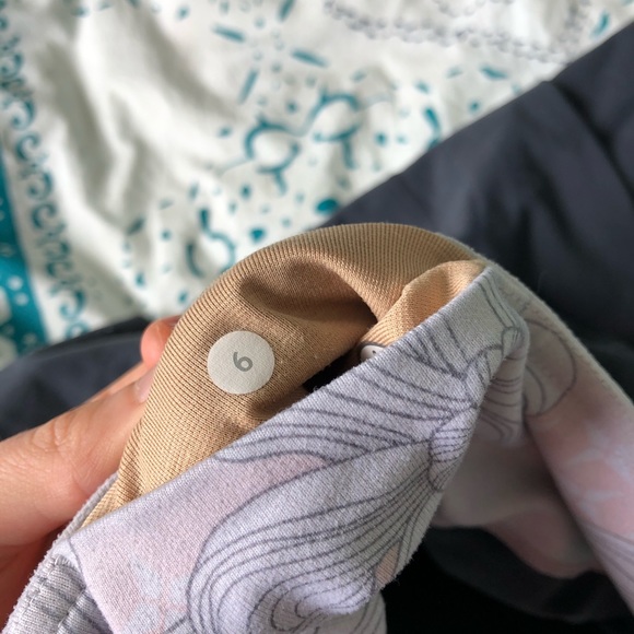 Lululemon Pants - Picture 3 of 3